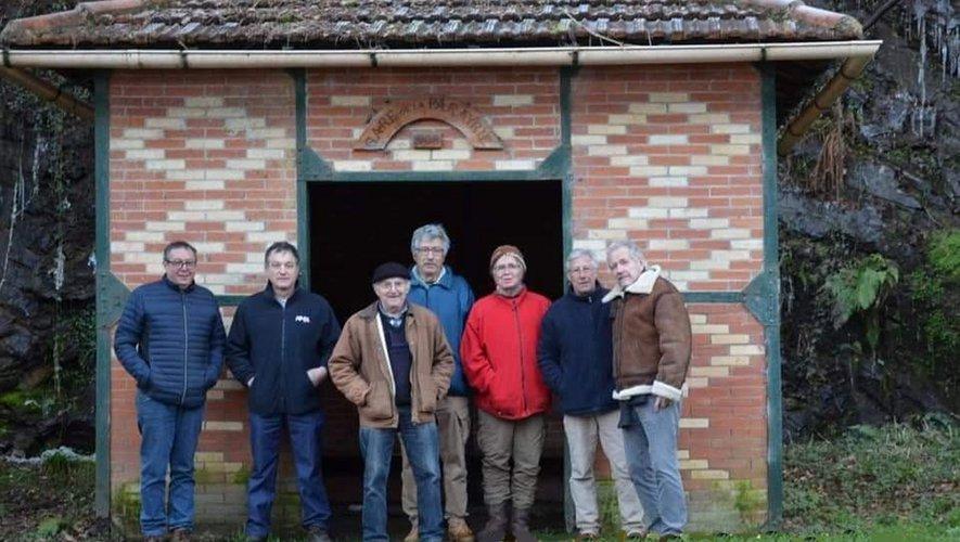 https://www.ladepeche.fr/2022/07/28/une-association-pour-le-trace-du-petit-train-qui-reliait-castres-aux-monts-de-lacaune-10461256.php#xtor=[[ddm-ladepeche81]]